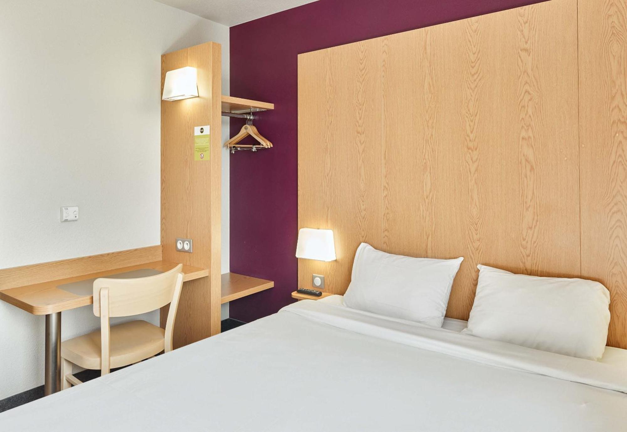 Hotel Orly Marché International